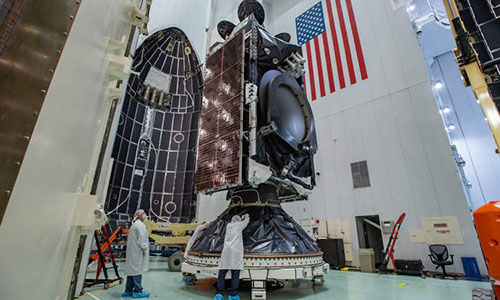 loading cargo into space rocket